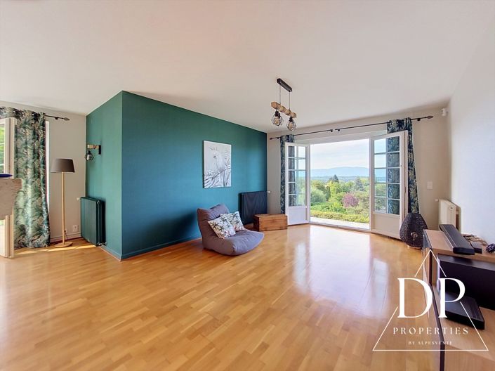 Image No.2-3 Bed House for sale