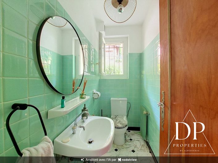 Image No.26-3 Bed House for sale