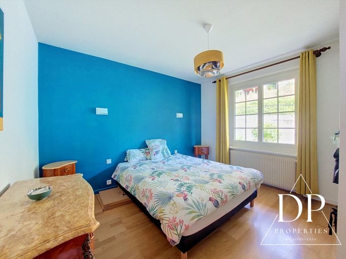 Image No.6-3 Bed House for sale