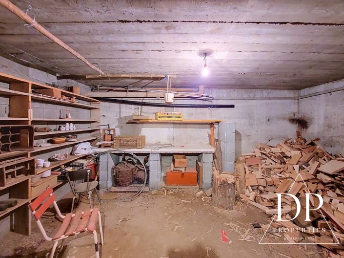 Image No.25-3 Bed House for sale