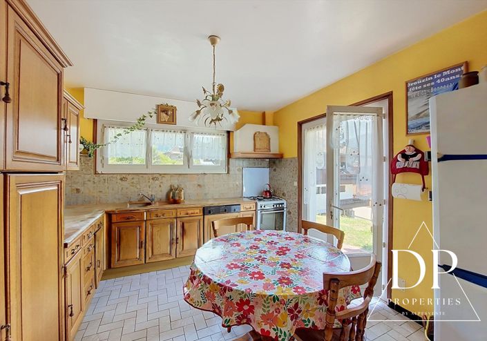 Image No.4-3 Bed House for sale