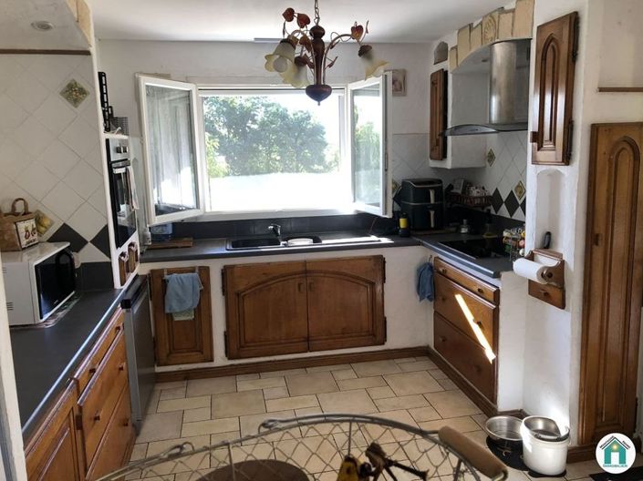 Image No.15-4 Bed House for sale