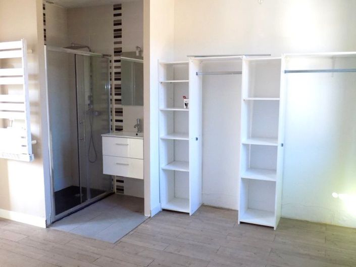 Image No.7-1 Bed House for sale