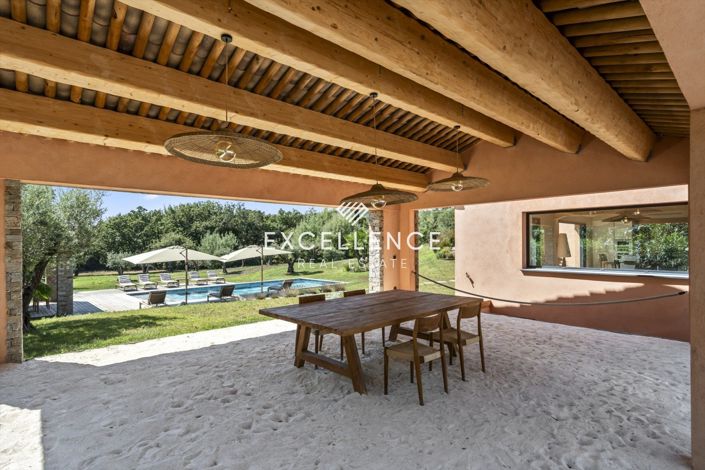 Image No.25-5 Bed House for sale
