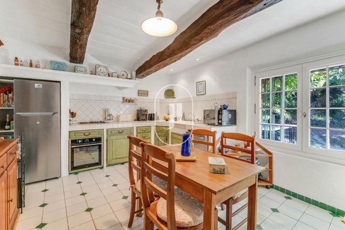 Image No.5-5 Bed House for sale