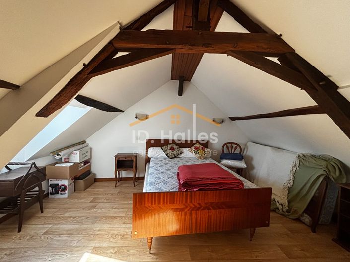 Image No.6-2 Bed House for sale