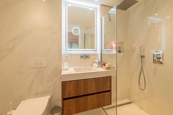 Image No.38-5 Bed House for sale