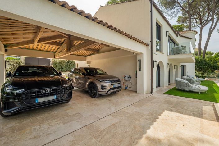 Image No.50-5 Bed House for sale