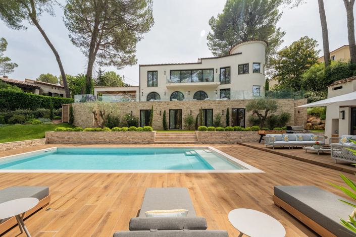 Image No.6-5 Bed House for sale