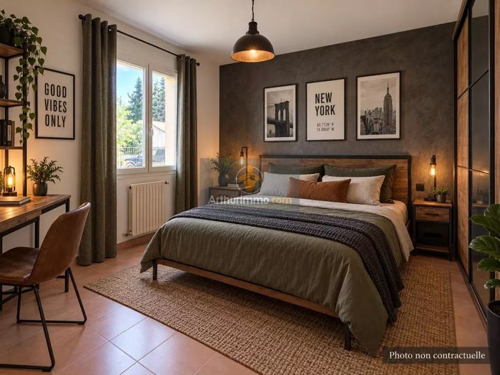 Image No.14-3 Bed House for sale