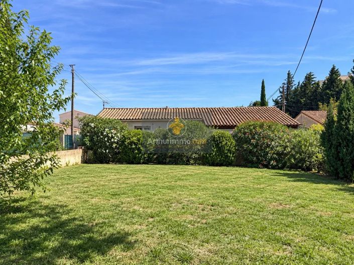 Image No.2-3 Bed House for sale