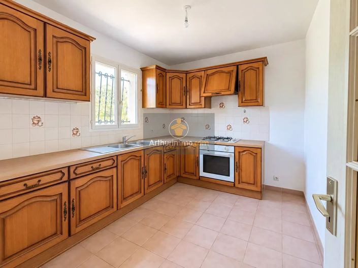 Image No.7-3 Bed House for sale