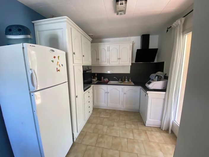 Image No.6-3 Bed House for sale