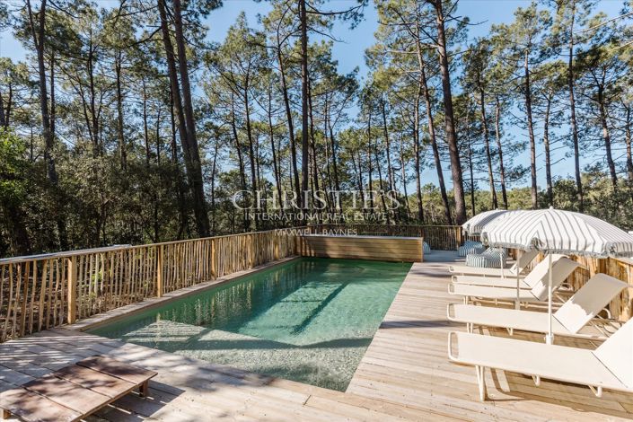 Image No.21-6 Bed House for sale