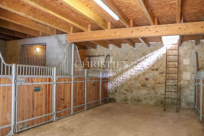 Image No.23-Propriété de 9 chambres à vendre à Bordeaux
