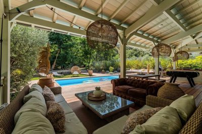 1 - Mios, House