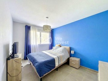 au02lps8ukv8waie13