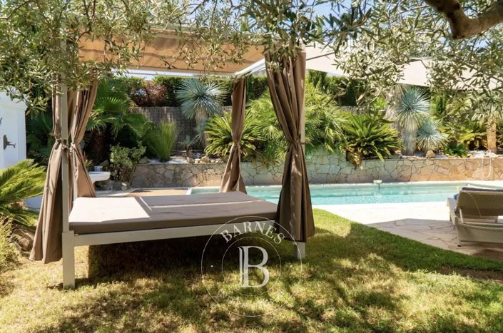 Image No.3-4 Bed House for sale