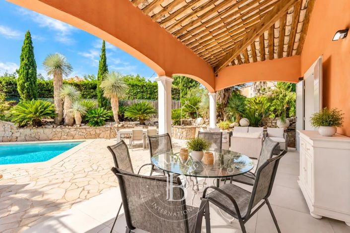 Image No.4-4 Bed House for sale