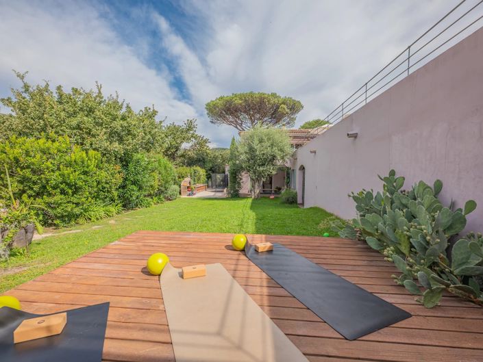 Image No.30-7 Bed House for sale