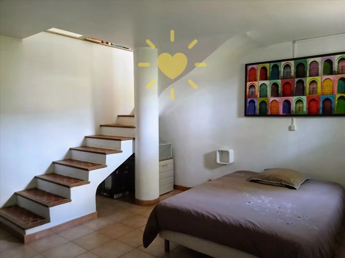 Image No.20-2 Bed House for sale