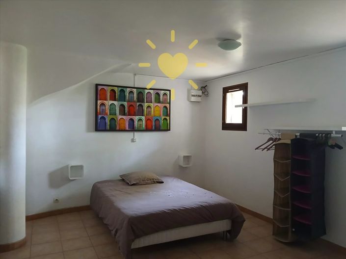 Image No.21-2 Bed House for sale