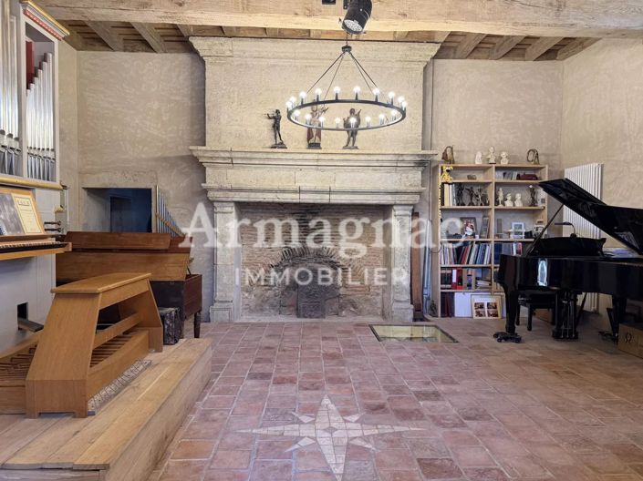 Image No.12-3 Bed House for sale