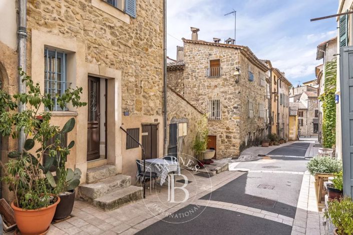 Image No.3-3 Bed House for sale