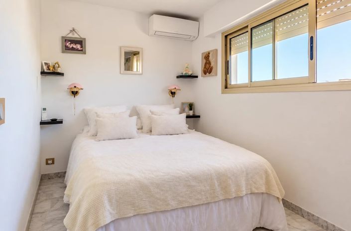 Image No.8-4 Bed Apartment for sale