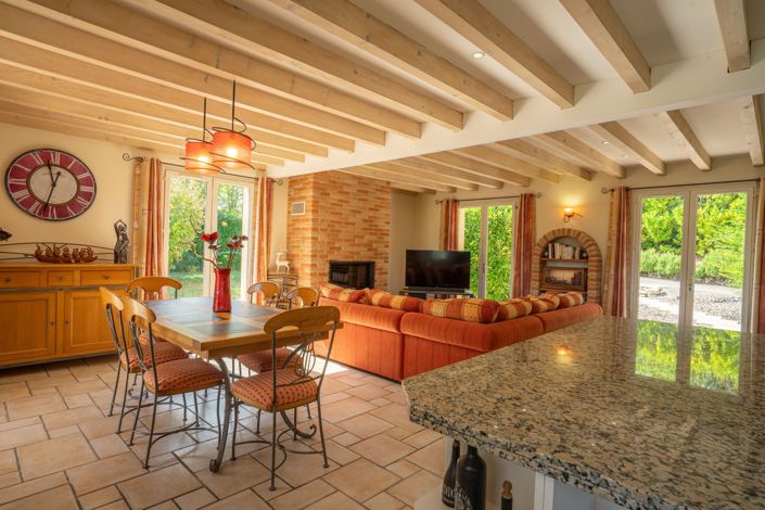 Image No.12-3 Bed House for sale