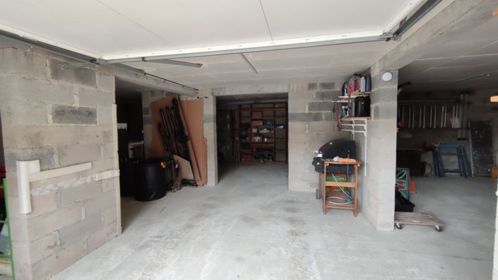 Image No.20-3 Bed House for sale