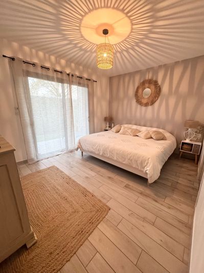 Image No.7-3 Bed House for sale