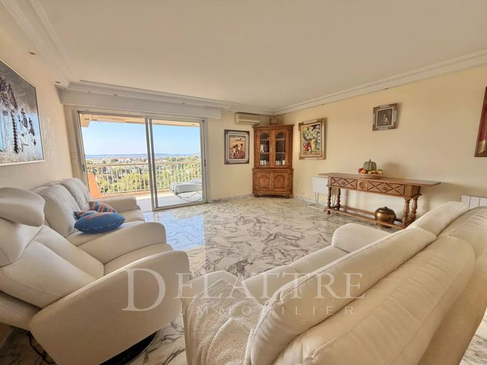 Image No.11-3 Bed Apartment for sale