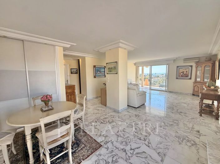 Image No.8-3 Bed Apartment for sale