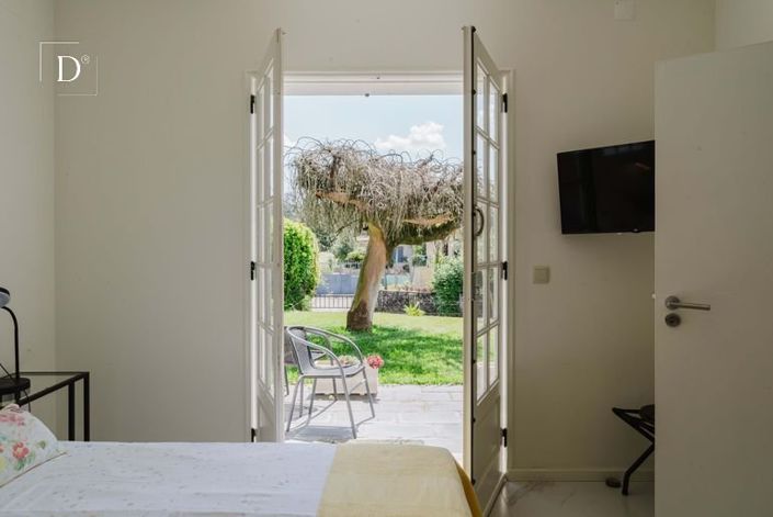 Image No.4-7 Bed Property for sale