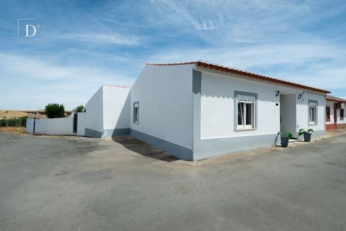 Image No.2-2 Bed House for sale