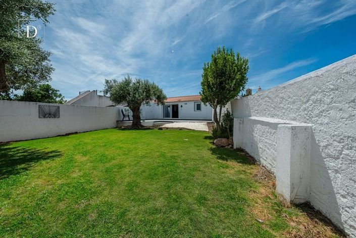 Image No.22-2 Bed House for sale