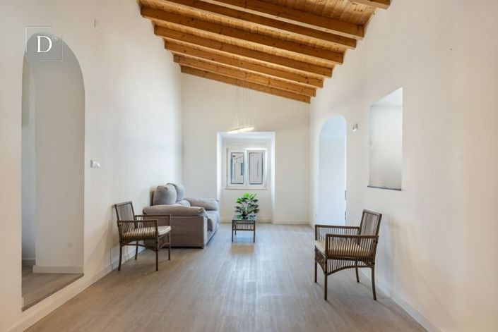Image No.4-2 Bed House for sale