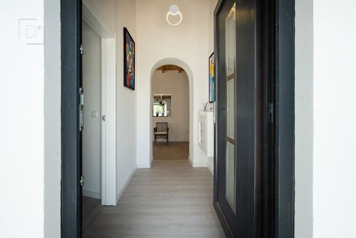Image No.8-2 Bed House for sale