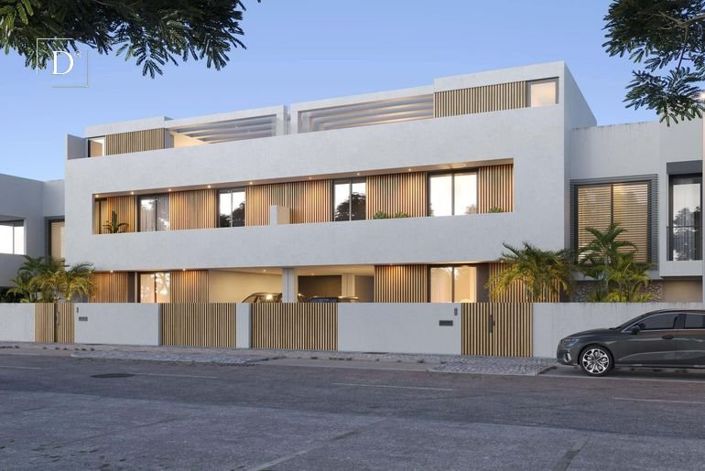 Image No.44-4 Bed House for sale