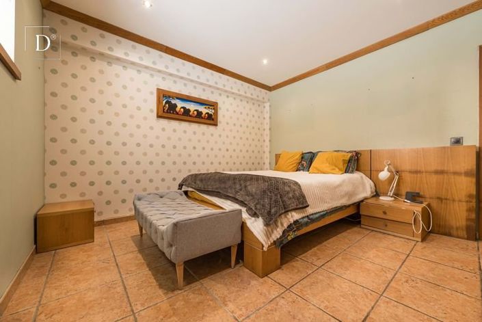 Image No.13-3 Bed House for sale