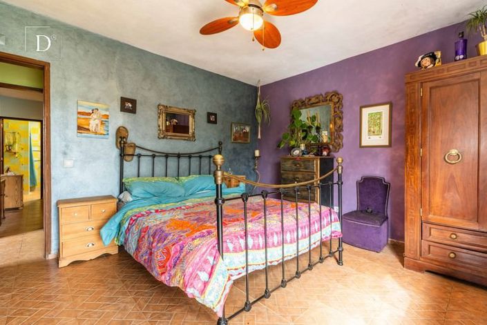 Image No.17-3 Bed House for sale