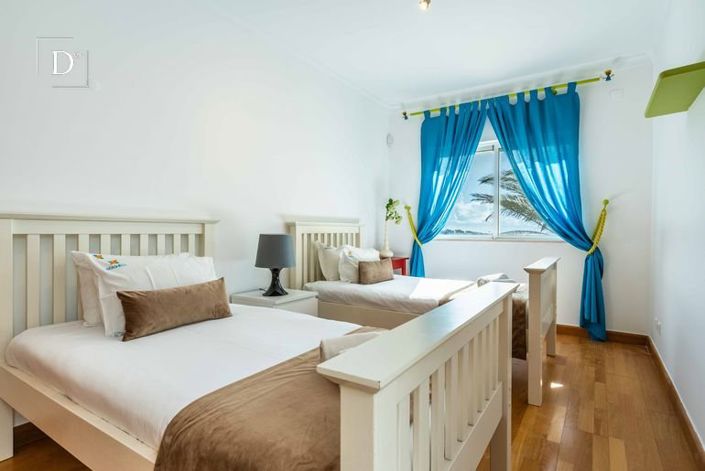 Image No.19-3 Bed House for sale