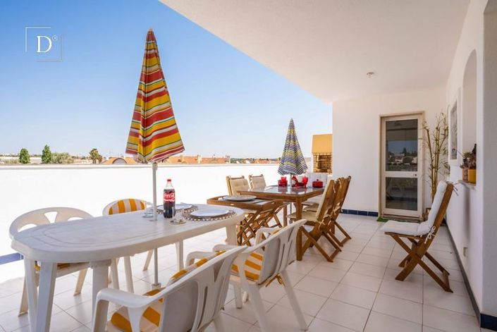 Image No.27-3 Bed Apartment for sale