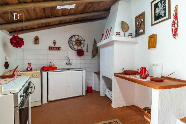 Image No.5-2 Bed House for sale