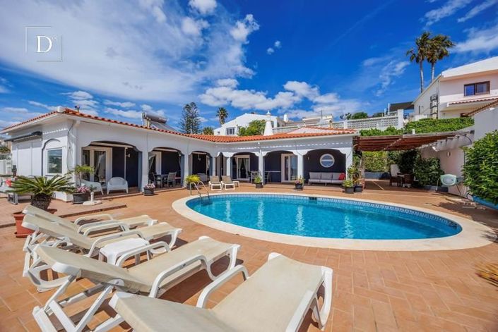 Image No.2-4 Bed House for sale
