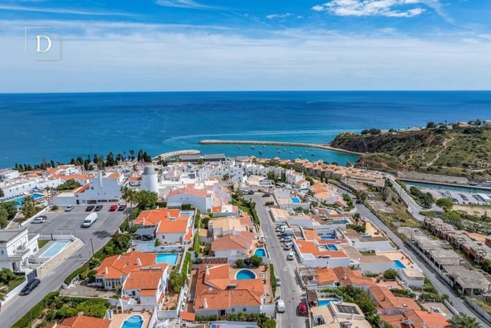 Image No.33-4 Bed House for sale