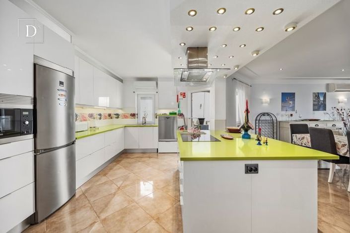 Image No.4-4 Bed House for sale