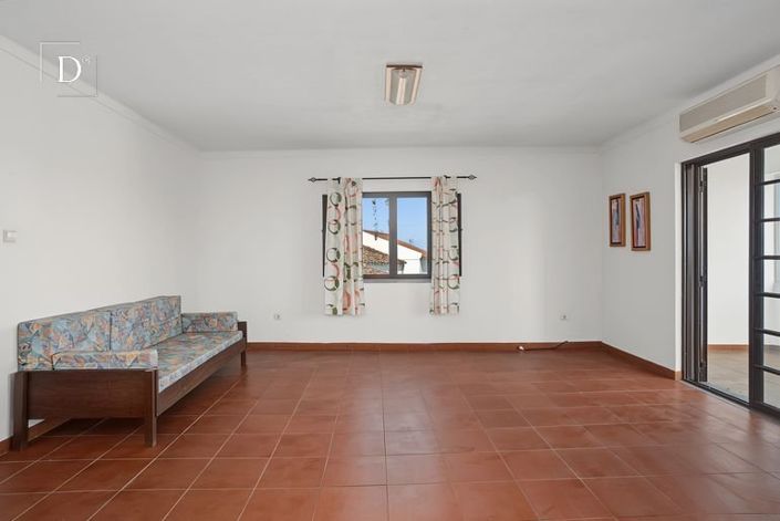 Image No.24-2 Bed House for sale