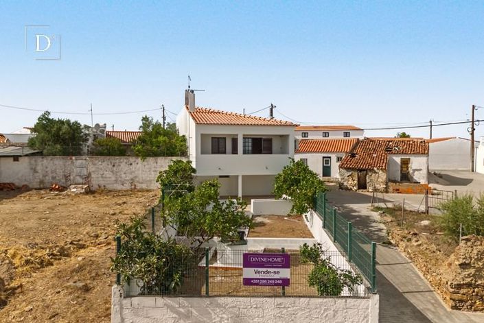 Image No.4-2 Bed House for sale